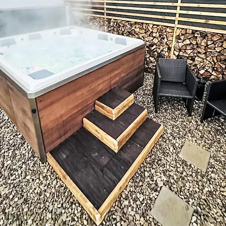 בית נופש Bukanda By Interhome מלאדה בוקי